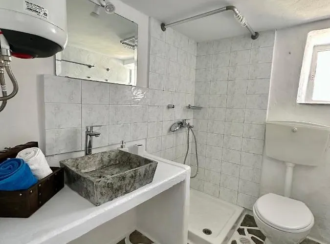 Motivo Sea Side Cherronisos (Sifnos)